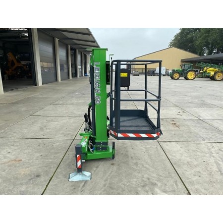 Plataforma elevadora  Avant Leghan 50