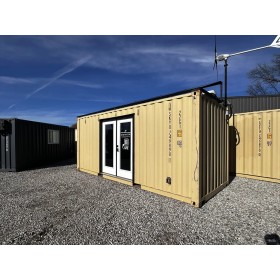 Contenedor de 20 pies para oficina con energía solar